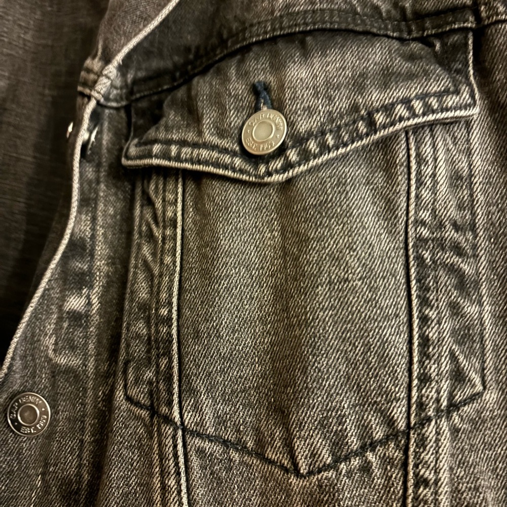 GAP Charcoal Denim Jacket - Picture 2 of 6